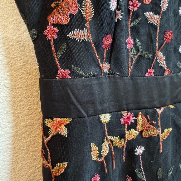 EMBROIDERED Tea-Length Cocktail / Prom Dress - Picture 7 of 17